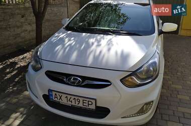 Седан Hyundai Accent 2012 в Костополе