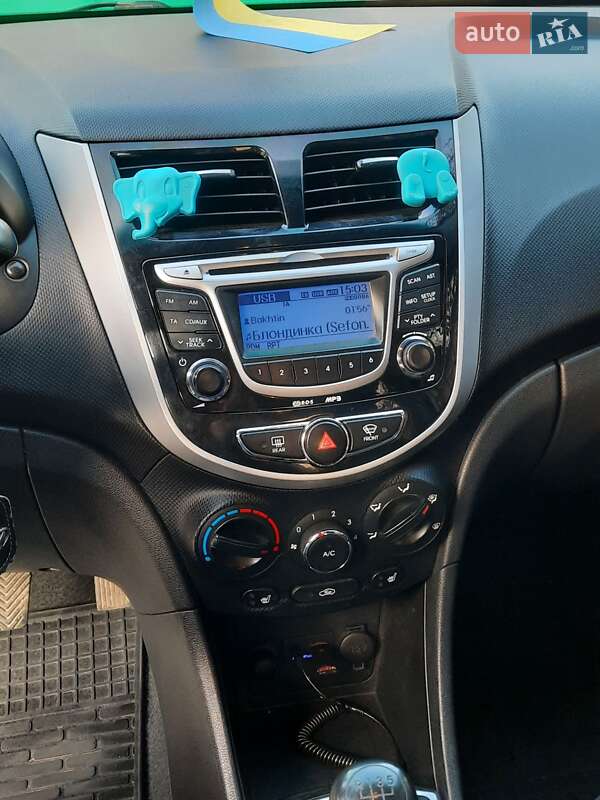 Седан Hyundai Accent 2011 в Балаклії