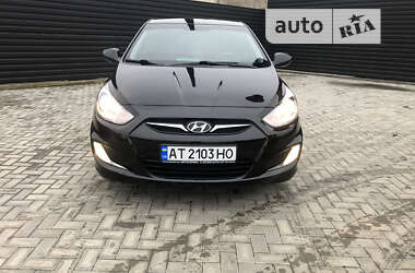 Седан Hyundai Accent 2012 в Ивано-Франковске