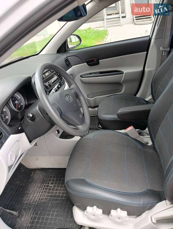 Седан Hyundai Accent 2008 в Одессе