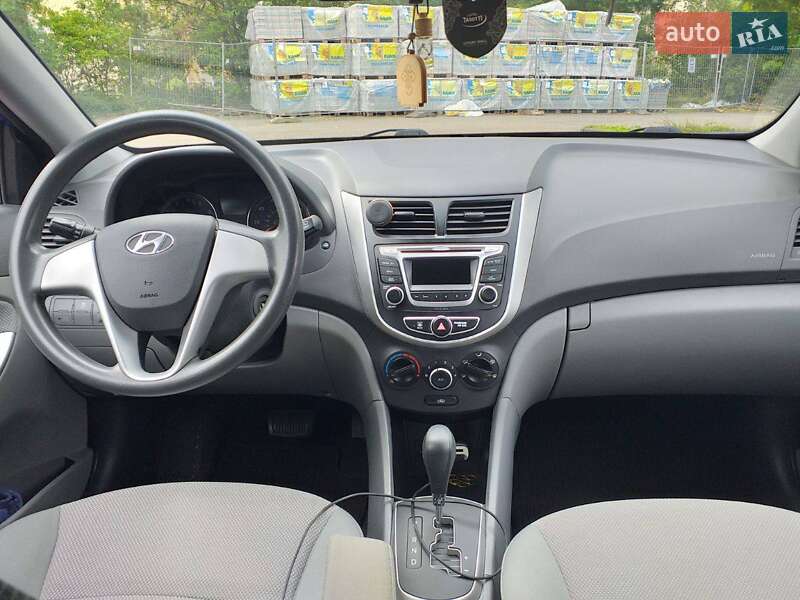 Седан Hyundai Accent 2014 в Запоріжжі