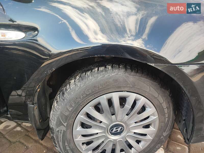 Седан Hyundai Accent 2008 в Виннице