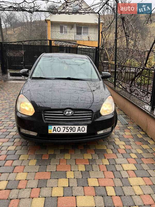 Седан Hyundai Accent 2008 в Иршаве