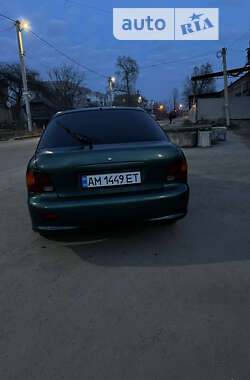 Седан Hyundai Accent 1995 в Бердичеве
