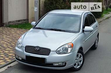 Hyundai Accent 2009