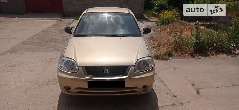 Седан Hyundai Accent 2003 в Старокостянтинові