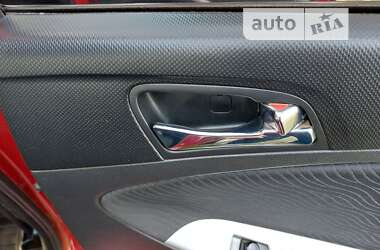Седан Hyundai Accent 2012 в Лебедине