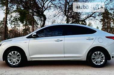 Седан Hyundai Accent 2018 в Киеве