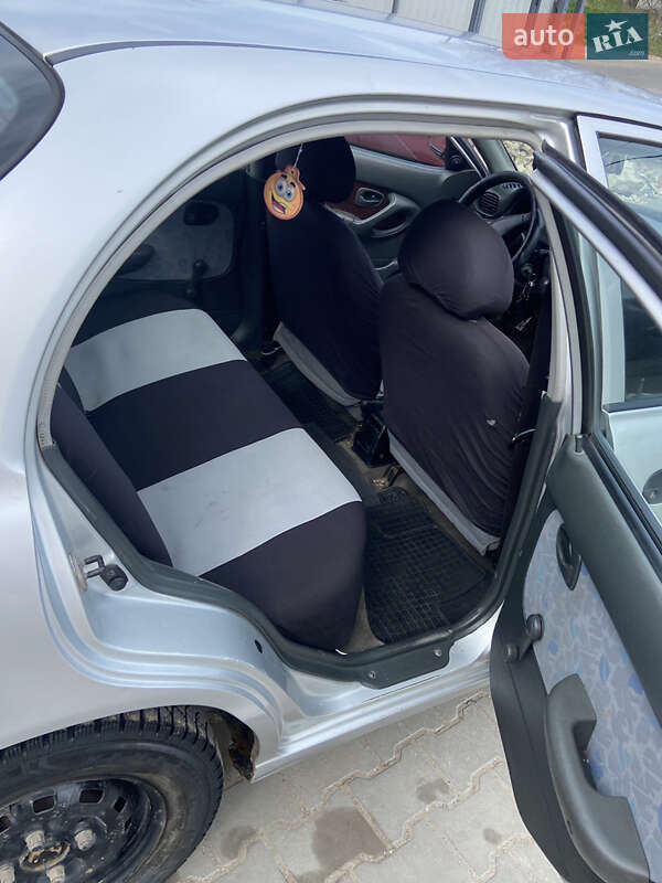 Седан Hyundai Accent 1995 в Одесі