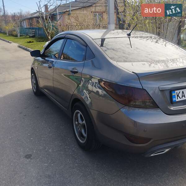 Седан Hyundai Accent 2011 в Києві