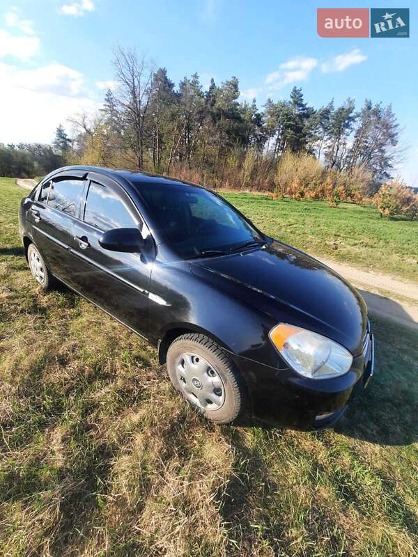 Седан Hyundai Accent 2008 в Сумах