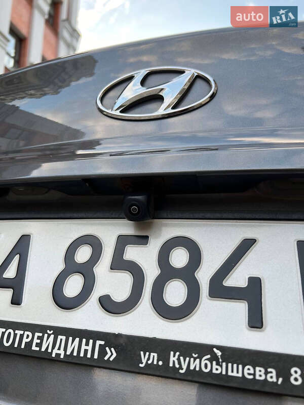 Седан Hyundai Accent 2011 в Киеве