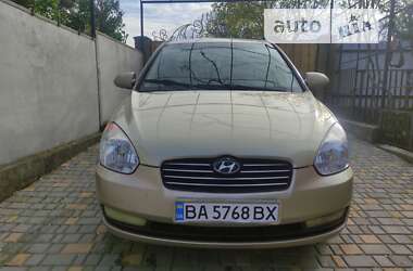 Седан Hyundai Accent 2006 в Первомайске