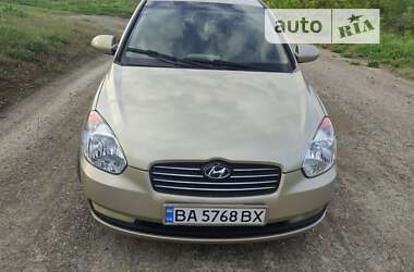 Седан Hyundai Accent 2006 в Первомайске