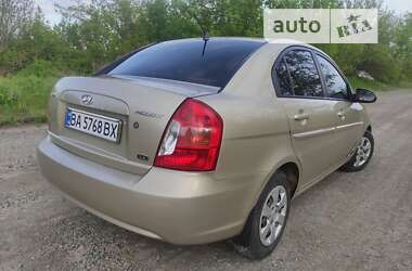 Седан Hyundai Accent 2006 в Первомайске