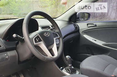 Седан Hyundai Accent 2013 в Желтых Водах