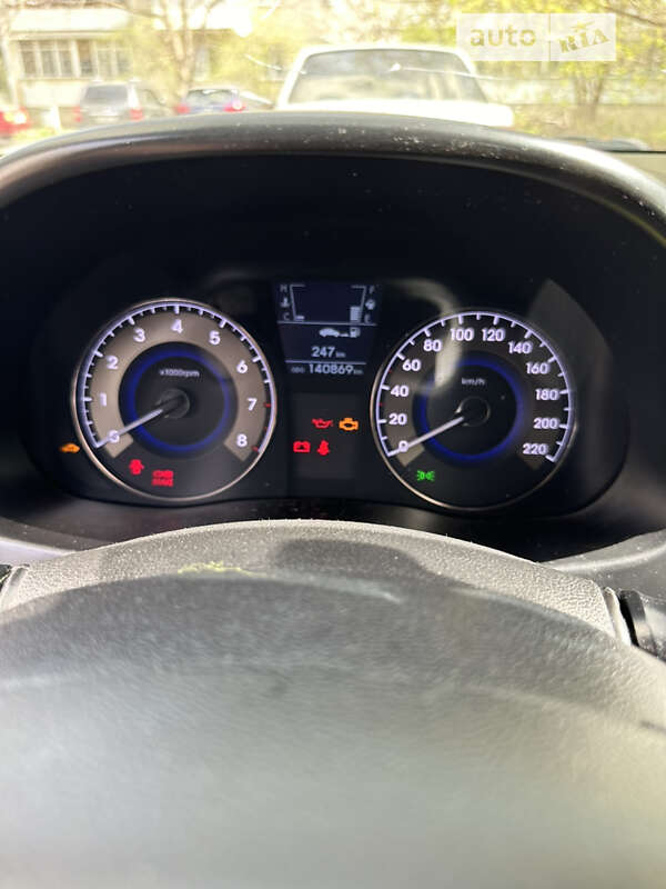 Седан Hyundai Accent 2012 в Харькове