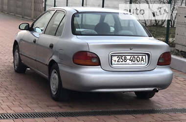 Седан Hyundai Accent 1995 в Одессе