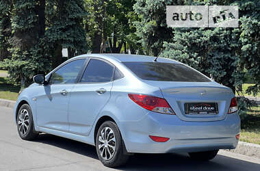 Седан Hyundai Accent 2011 в Миколаєві