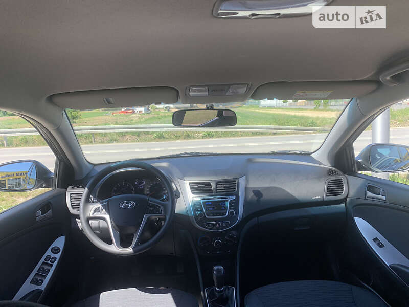 Седан Hyundai Accent 2016 в Києві