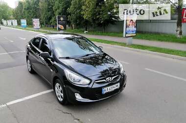 Седан Hyundai Accent 2012 в Киеве