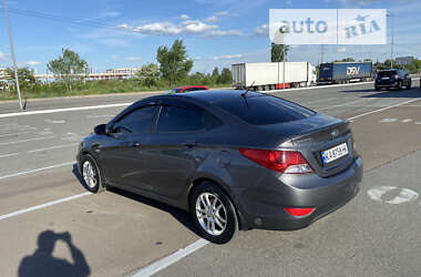 Седан Hyundai Accent 2011 в Киеве