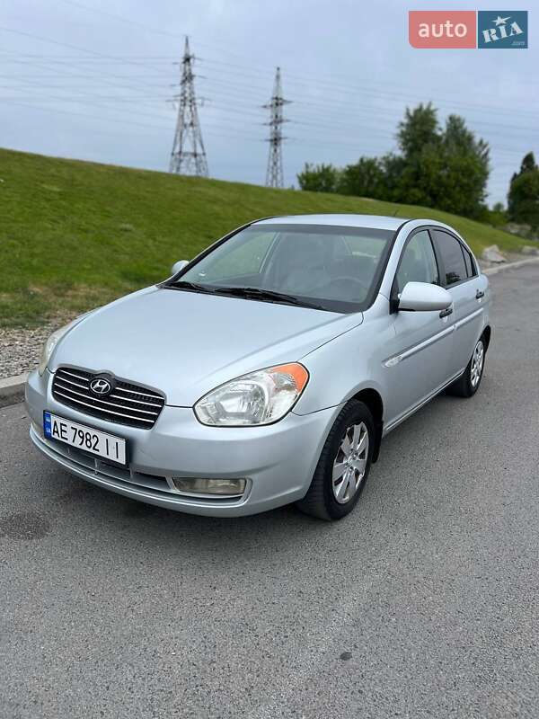 Седан Hyundai Accent 2008 в Дніпрі