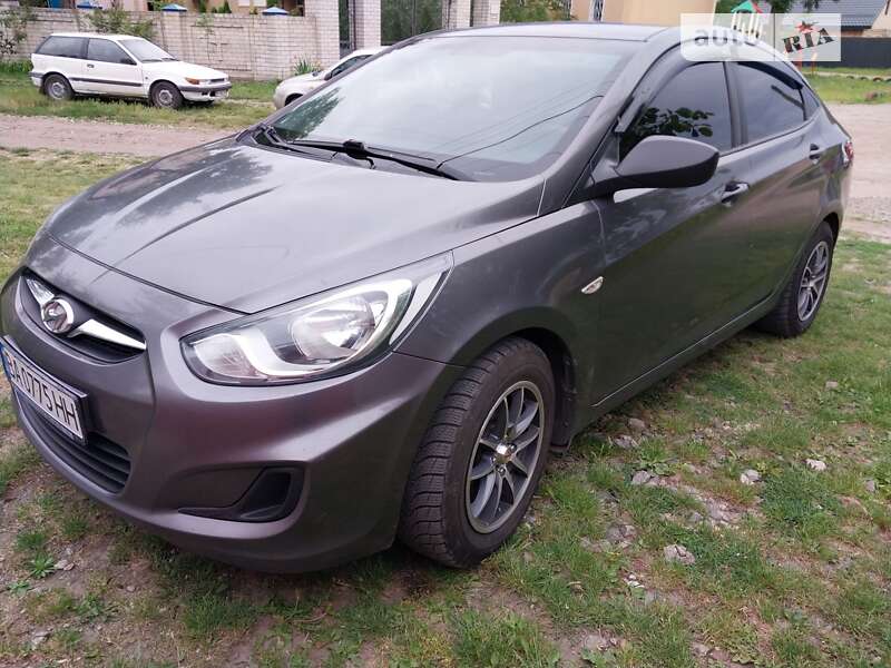 Седан Hyundai Accent 2014 в Олександрії