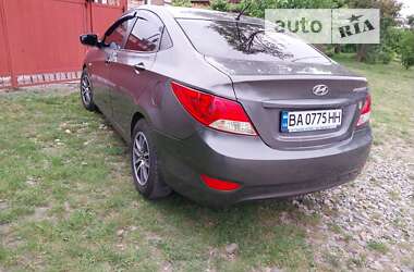 Седан Hyundai Accent 2014 в Олександрії