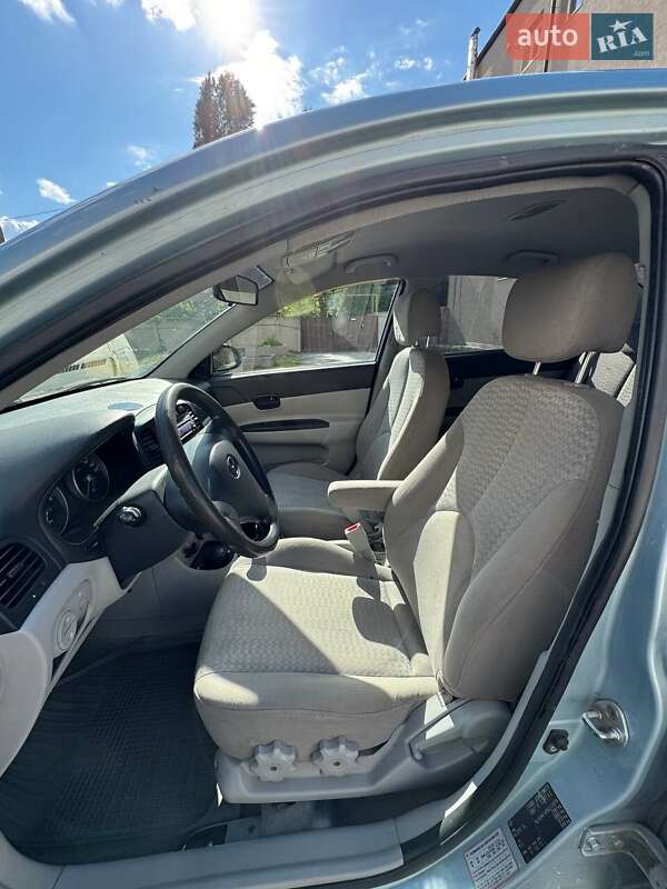 Седан Hyundai Accent 2009 в Харькове