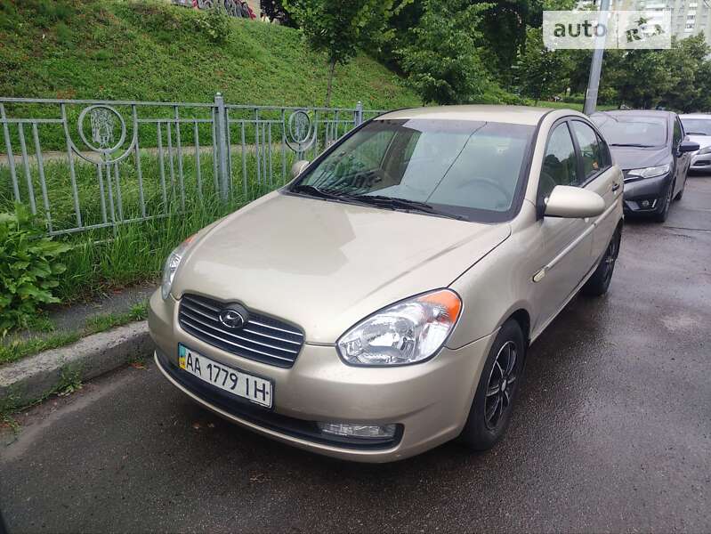 Седан Hyundai Accent 2008 в Киеве