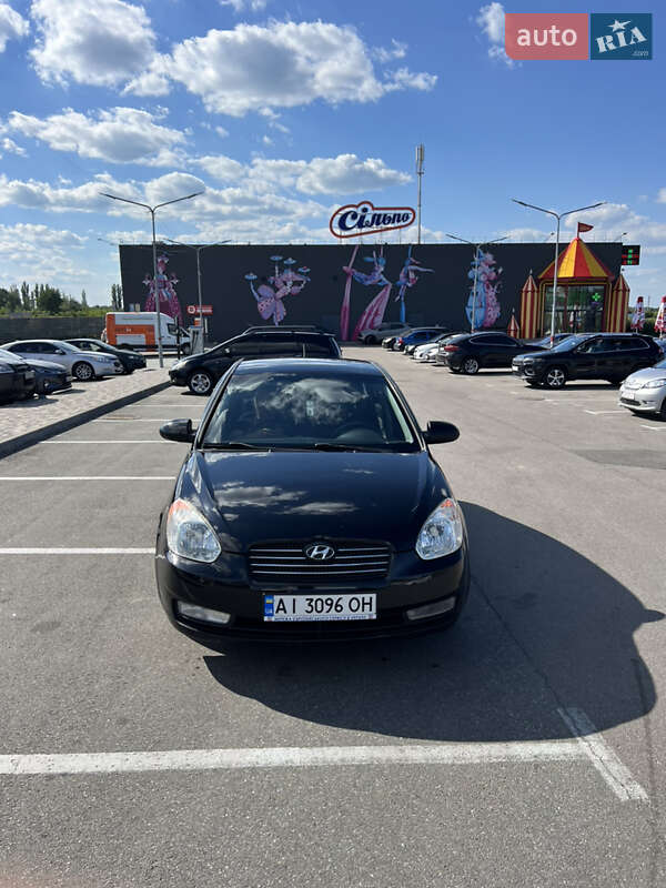 Седан Hyundai Accent 2008 в Киеве