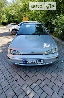 Седан Hyundai Accent 1996 в Львове