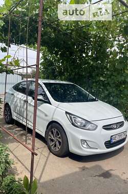 Седан Hyundai Accent 2013 в Покровському