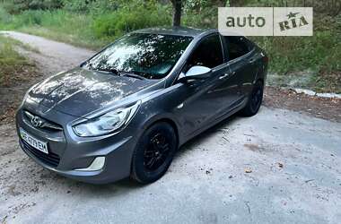 Седан Hyundai Accent 2011 в Києві