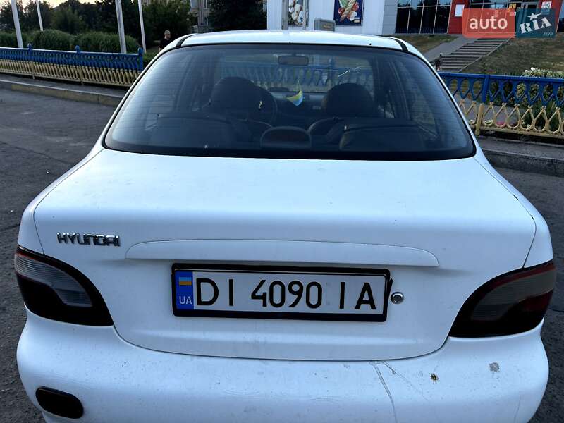Седан Hyundai Accent 1998 в Черкасах
