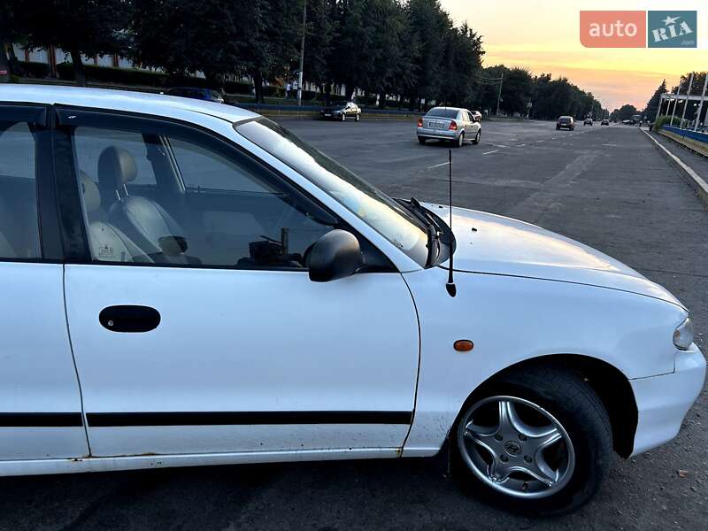 Седан Hyundai Accent 1998 в Черкасах