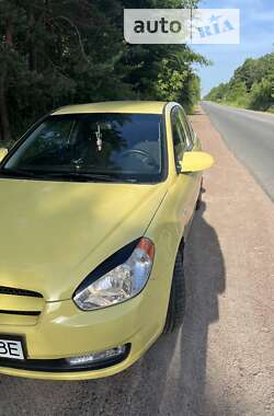 Хэтчбек Hyundai Accent 2008 в Виннице