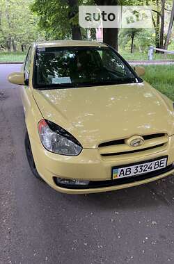 Хэтчбек Hyundai Accent 2008 в Виннице