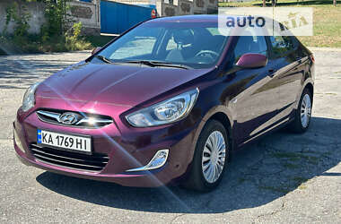 Седан Hyundai Accent 2012 в Киеве