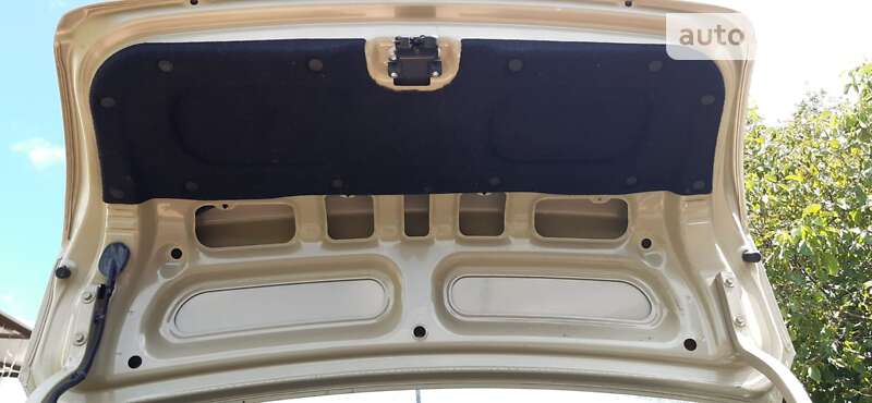 Седан Hyundai Accent 2008 в Києві