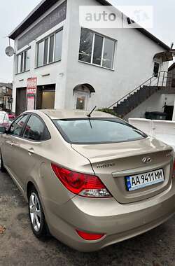 Седан Hyundai Accent 2012 в Кременчуці