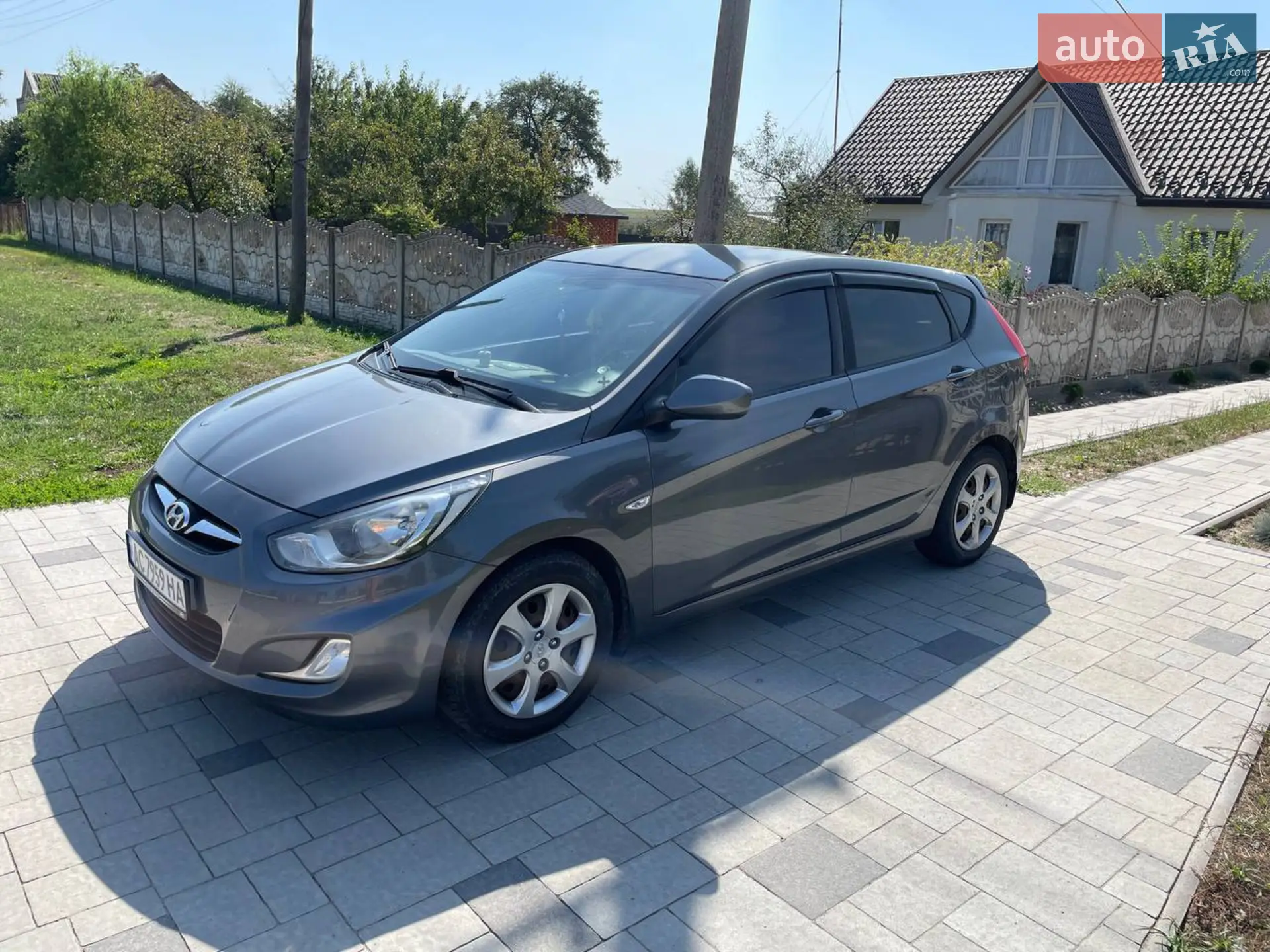 2012 Hyundai Accent - мініатюра 8