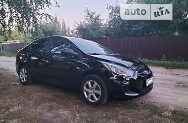 Седан Hyundai Accent 2013 в Чернігові