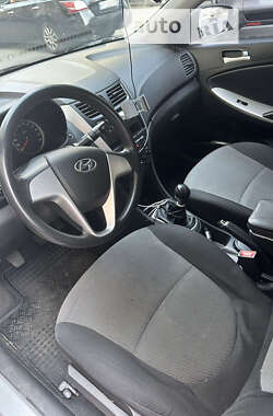 Седан Hyundai Accent 2011 в Киеве