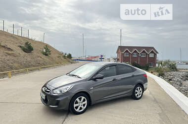 Седан Hyundai Accent 2013 в Одесі