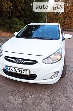 Седан Hyundai Accent 2012 в Киеве