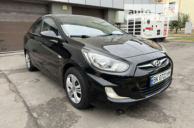 Седан Hyundai Accent 2011 в Рівному