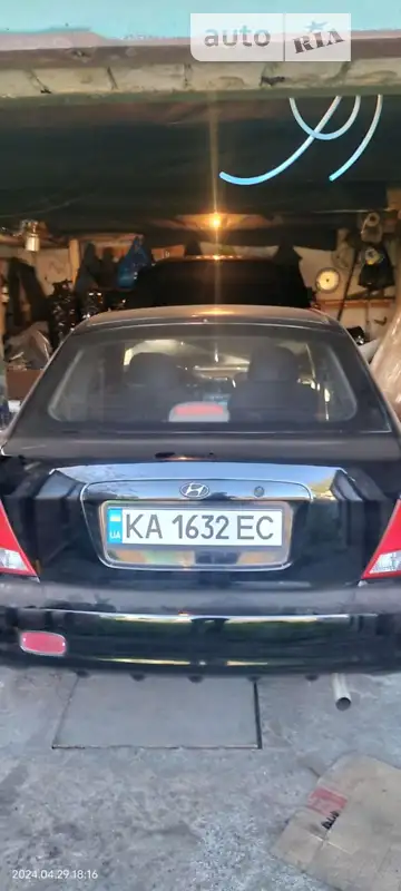 Hyundai Accent 2001