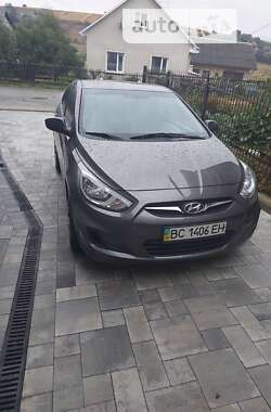 Седан Hyundai Accent 2011 в Тернополі